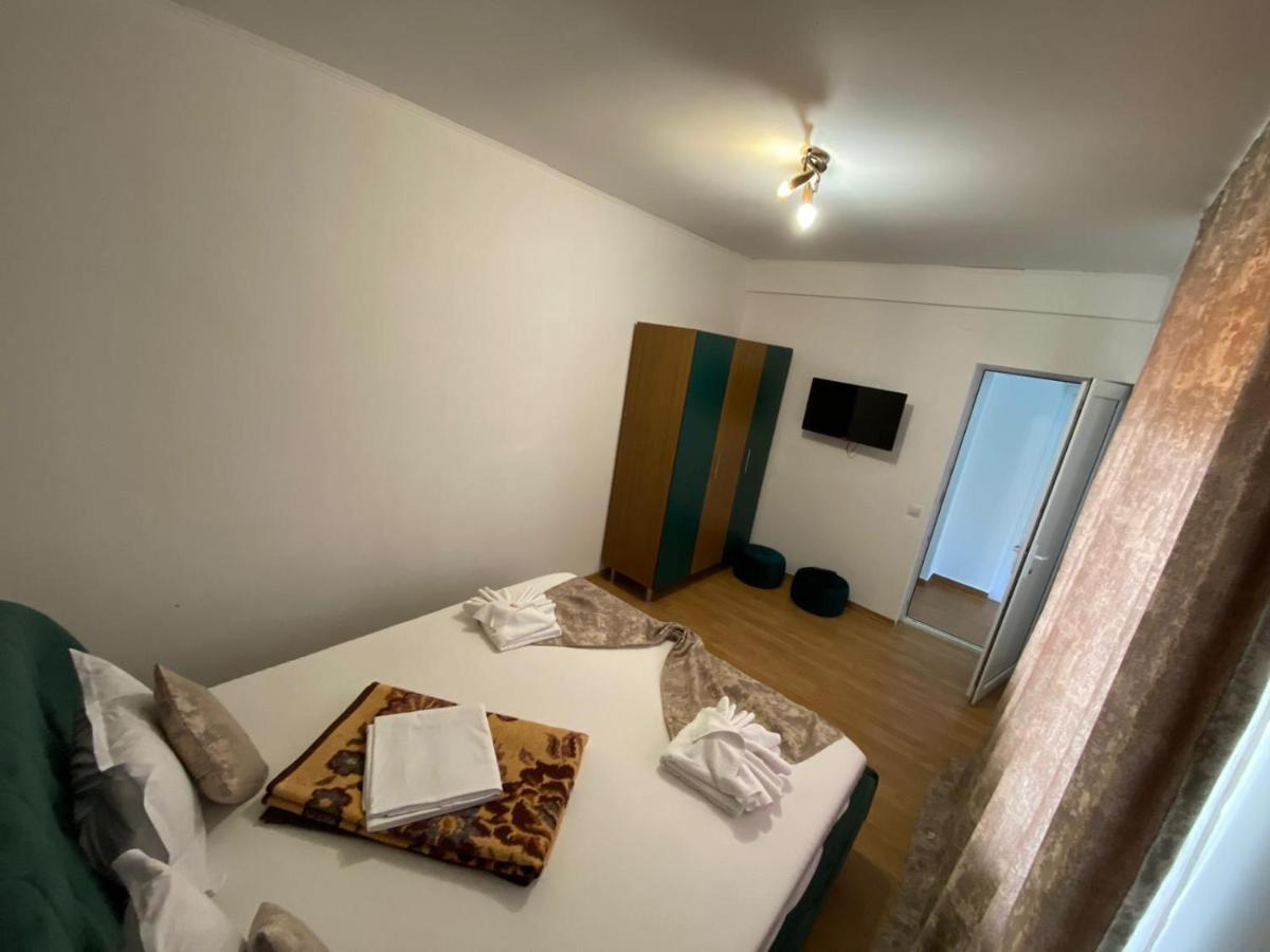 Apartament De Lux 科斯蒂内什蒂 外观 照片